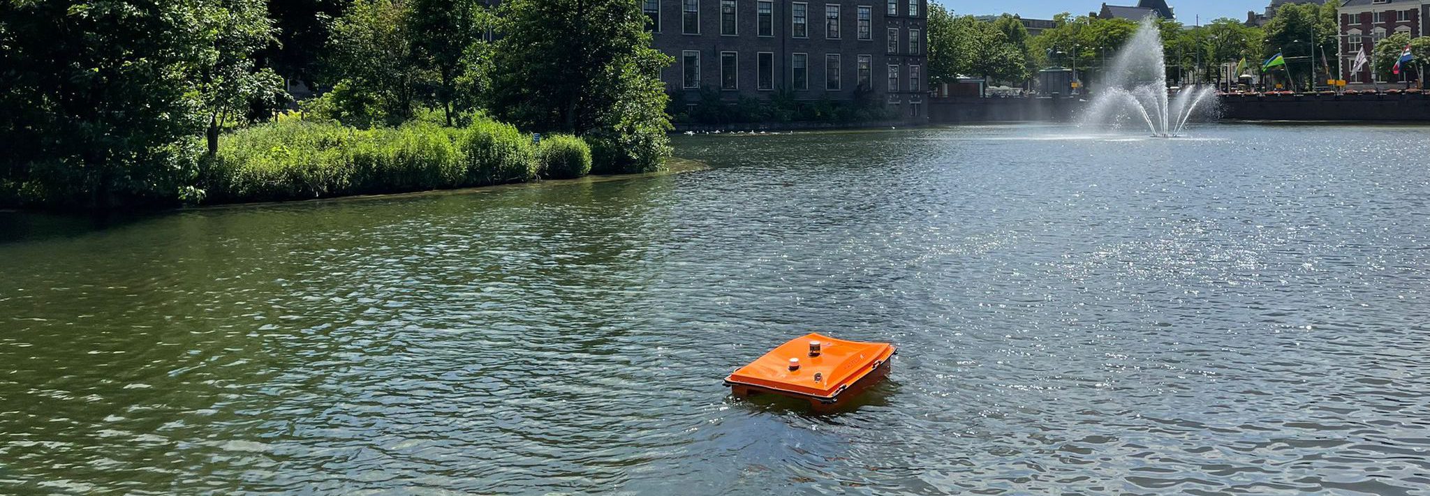 WasteShark in a dam