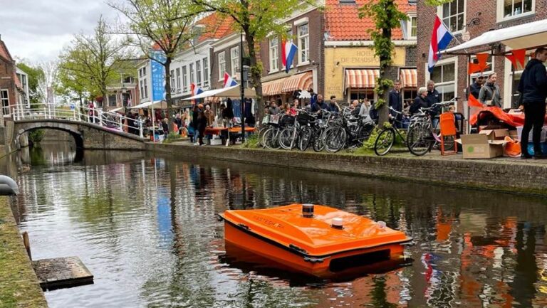 WasteShark Plus cleaning canals in the Netherlands