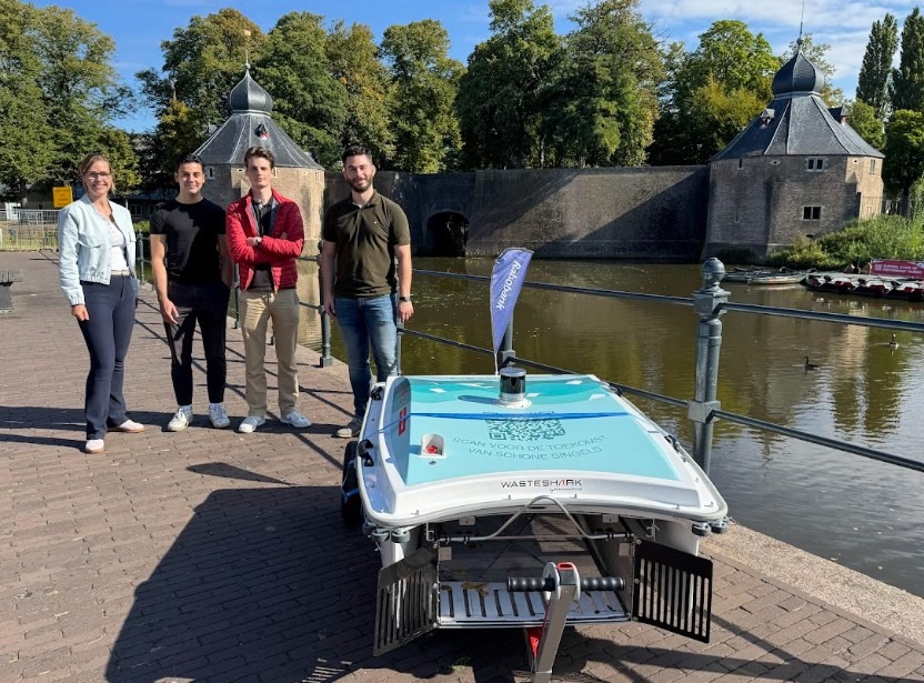 Breda WasteShark and Applied Sciences team