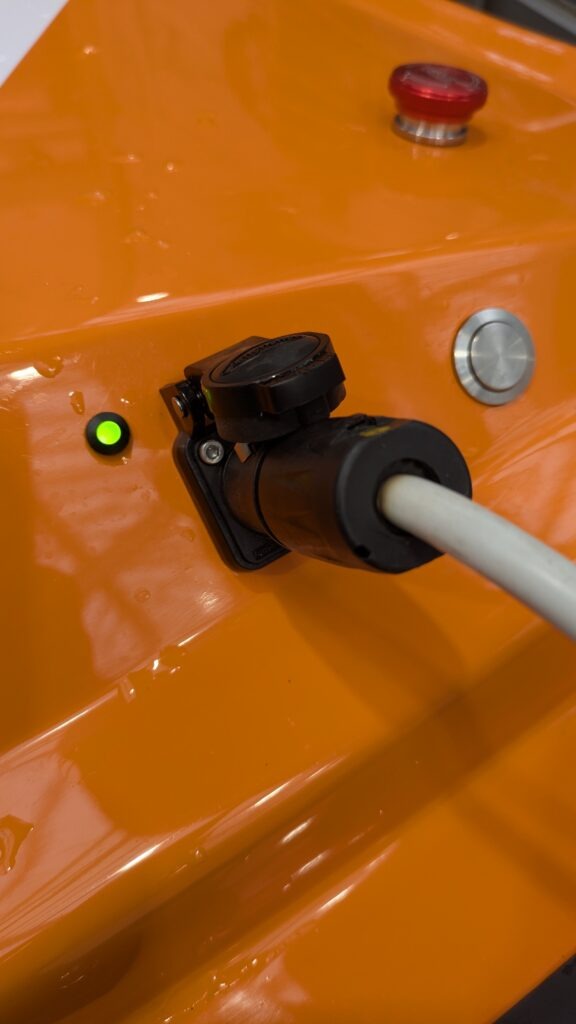The charging inlet of the WasteShark Plus and the WasteShark Plus Pro is on top of the hull so that in-water charging is possible.